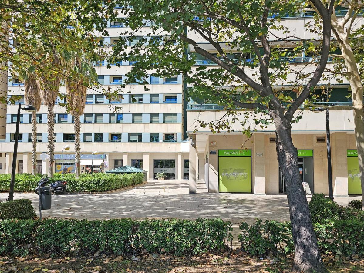 Apartamentos Las Ciencias R Walencja Zewnętrze zdjęcie