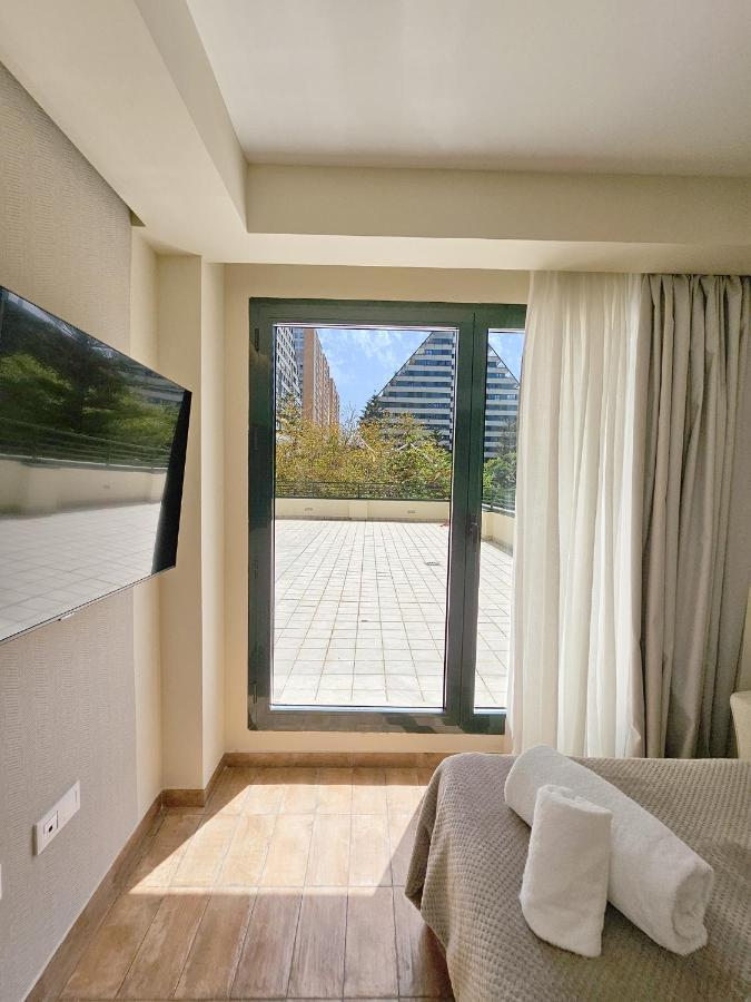 Apartamentos Las Ciencias R Walencja Zewnętrze zdjęcie