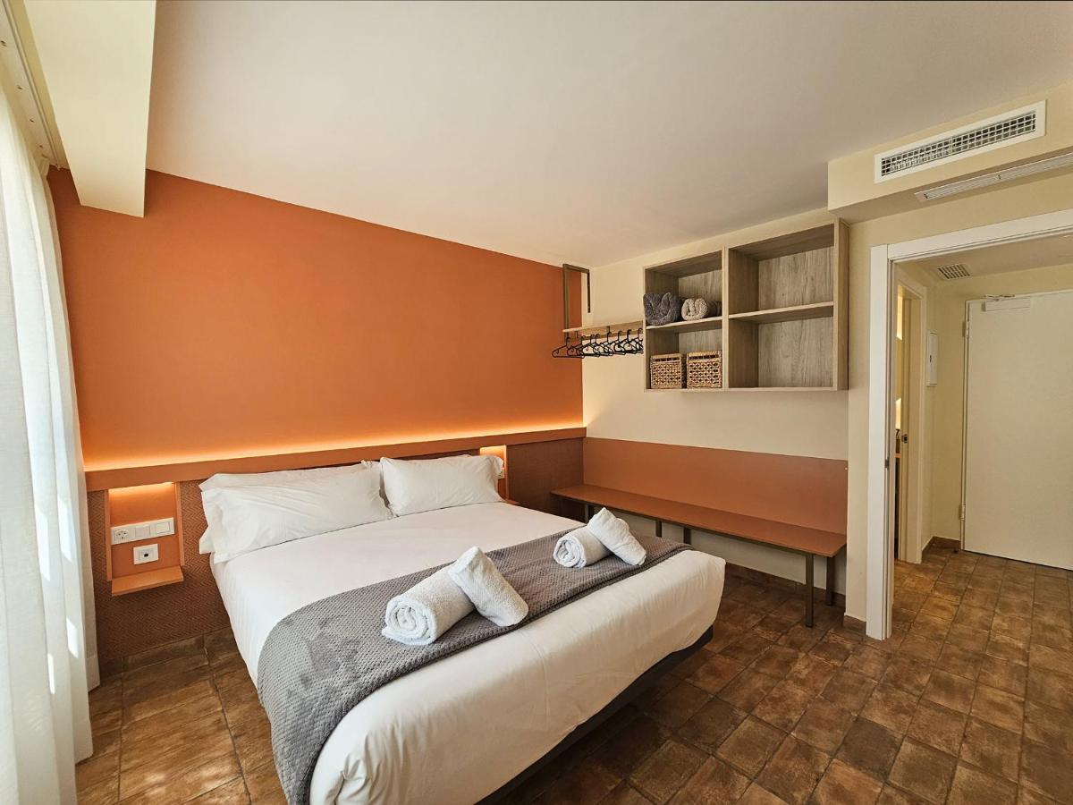 Apartamentos Las Ciencias R Walencja Zewnętrze zdjęcie
